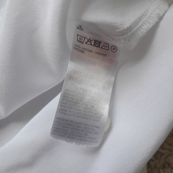 Manguun Collection white sleeveless top lightweight mock neck womens XS - Picture 7 of 9